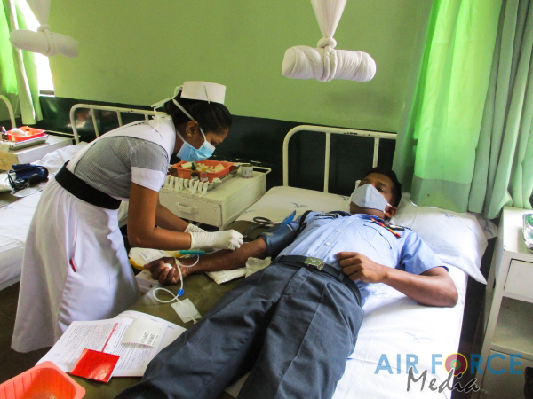 SLAF Stations Ampara and Palaly Conducts Blood Donation Campaigns