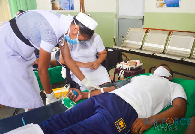 SLAF Combat Training School at Diyatalawa conduct Blood Donation Campaign