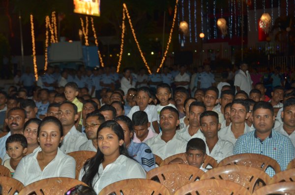 Vesak Bathi Gee Saraniya 2014