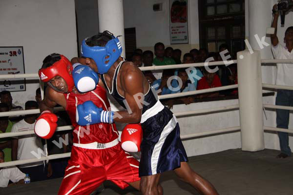 Air Force Pugilists Put Up Spirited Fight Air Force Pugilists Put Up Spirited Fight
