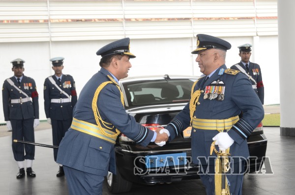 Chief of
Defence Staff Visits Air Force Headquarters