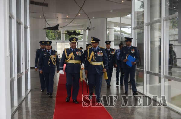 Chief of
Defence Staff Visits Air Force Headquarters