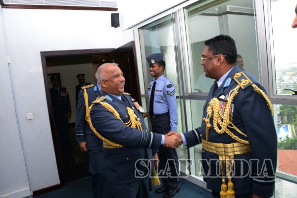 Chief of
Defence Staff Visits Air Force Headquarters