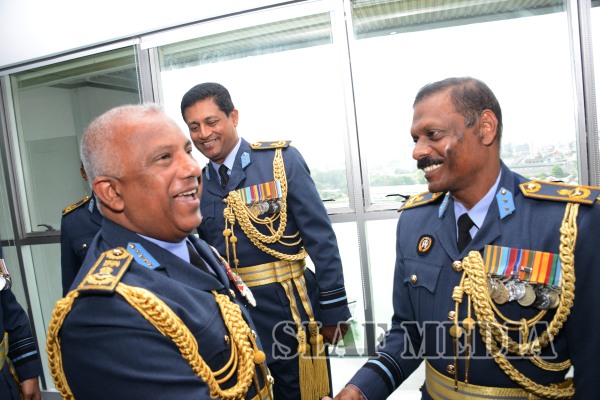 Chief of
Defence Staff Visits Air Force Headquarters