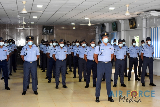 CHANGE OF COMMAND AT THE SLAF REGIMENT TRAINING SCHOOL VANNI