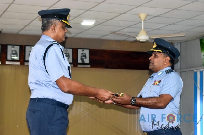 CHANGE OF COMMAND AT THE SLAF REGIMENT TRAINING SCHOOL VANNI