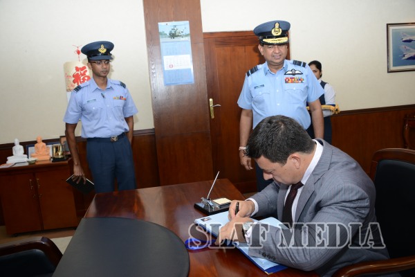 Czech Ambassador Calls on the Commander of the Air Force