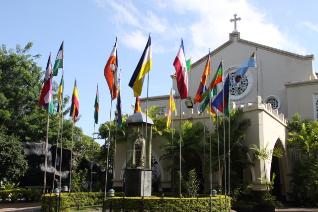 ගුවන් විරුවන් සිහිකරමින් ශාන්ත තෙරේසා දේවස්ථානයේදී දේව මෙහෙයක්