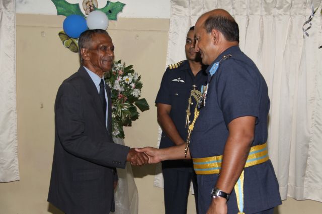 ගුවන් විරුවන් සිහිකරමින් ශාන්ත තෙරේසා දේවස්ථානයේදී දේව මෙහෙයක්