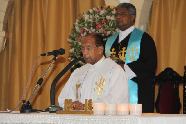 ගුවන් විරුවන් සිහිකරමින් ශාන්ත තෙරේසා දේවස්ථානයේදී දේව මෙහෙයක්