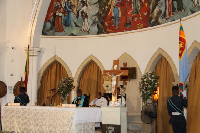 ගුවන් විරුවන් සිහිකරමින් ශාන්ත තෙරේසා දේවස්ථානයේදී දේව මෙහෙයක්