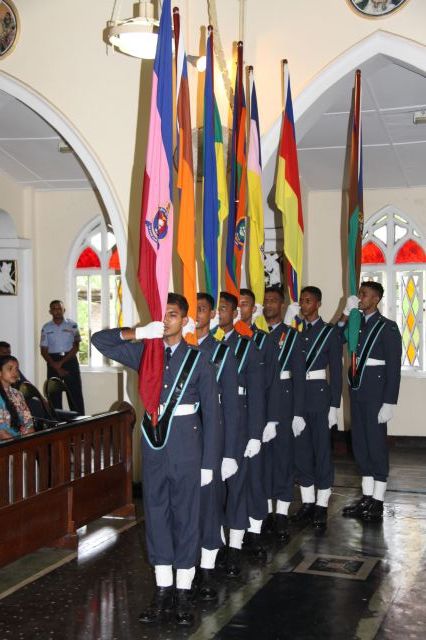 ගුවන් විරුවන් සිහිකරමින් ශාන්ත තෙරේසා දේවස්ථානයේදී දේව මෙහෙයක්