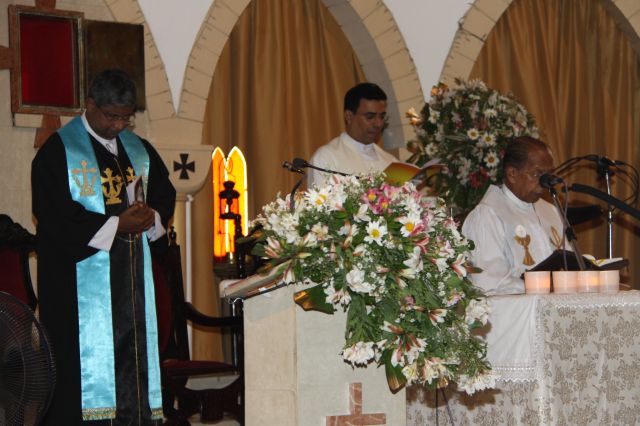 ගුවන් විරුවන් සිහිකරමින් ශාන්ත තෙරේසා දේවස්ථානයේදී දේව මෙහෙයක්