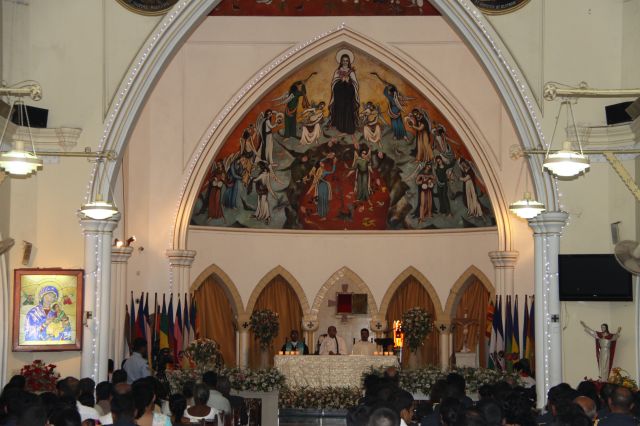 ගුවන් විරුවන් සිහිකරමින් ශාන්ත තෙරේසා දේවස්ථානයේදී දේව මෙහෙයක්