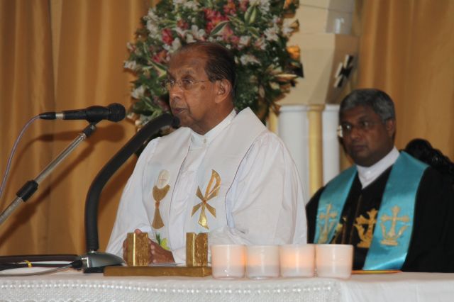 ගුවන් විරුවන් සිහිකරමින් ශාන්ත තෙරේසා දේවස්ථානයේදී දේව මෙහෙයක්