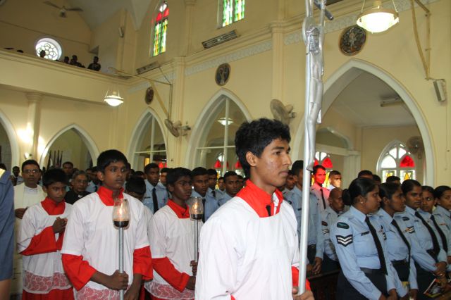 ගුවන් විරුවන් සිහිකරමින් ශාන්ත තෙරේසා දේවස්ථානයේදී දේව මෙහෙයක්