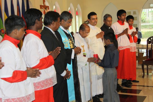 ගුවන් විරුවන් සිහිකරමින් ශාන්ත තෙරේසා දේවස්ථානයේදී දේව මෙහෙයක්