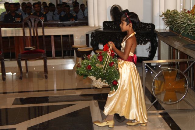 ගුවන් විරුවන් සිහිකරමින් ශාන්ත තෙරේසා දේවස්ථානයේදී දේව මෙහෙයක්