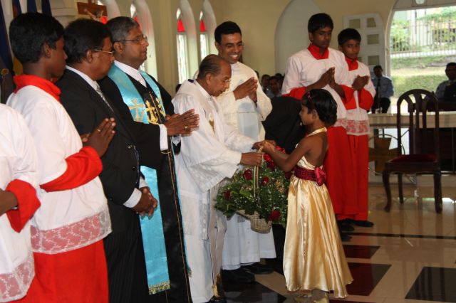 ගුවන් විරුවන් සිහිකරමින් ශාන්ත තෙරේසා දේවස්ථානයේදී දේව මෙහෙයක්