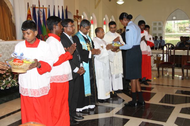 ගුවන් විරුවන් සිහිකරමින් ශාන්ත තෙරේසා දේවස්ථානයේදී දේව මෙහෙයක්