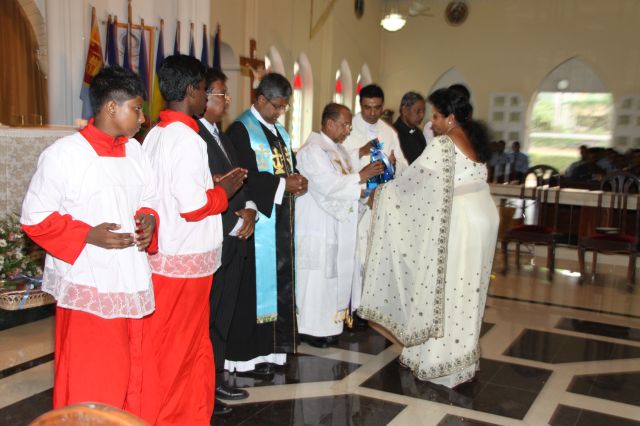 ගුවන් විරුවන් සිහිකරමින් ශාන්ත තෙරේසා දේවස්ථානයේදී දේව මෙහෙයක්