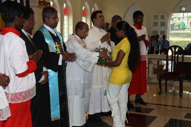 ගුවන් විරුවන් සිහිකරමින් ශාන්ත තෙරේසා දේවස්ථානයේදී දේව මෙහෙයක්