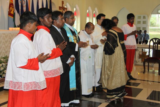 ගුවන් විරුවන් සිහිකරමින් ශාන්ත තෙරේසා දේවස්ථානයේදී දේව මෙහෙයක්