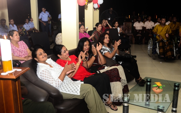 Christmas Carols at “Mihindu Seth Madura”