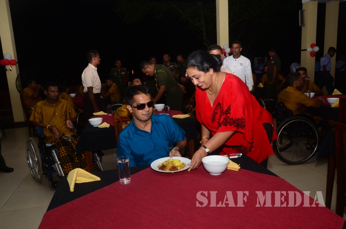 Christmas Carols at “Mihindu Seth Madura”