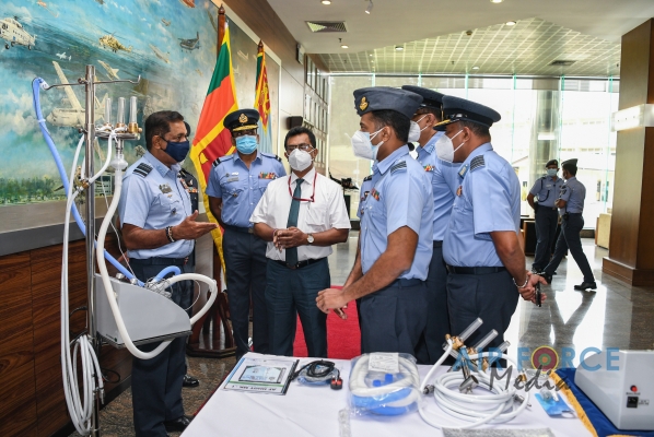 SLAF
HANDS OVER TWO (02) HEATED HUMIDIFIED OXYGEN THERAPY UNITS