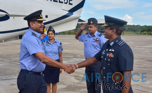 Commander of the Air Force Visits Sri Lanka Air Force Academy China Bay