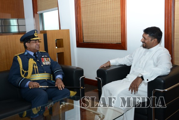 SLAF Commander Calls on the State Minister of Defence and Defence Secretary