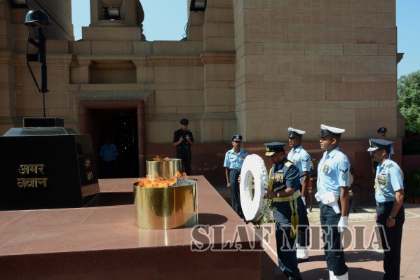 Commander Visits India