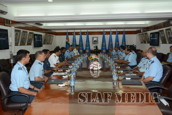 Commander Visits India