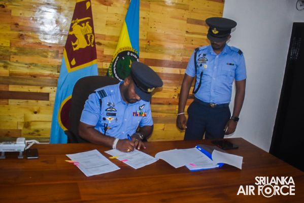 CHANGE OF COMMAND AT NO 44 REGIMENT SPECIAL FORCES WING