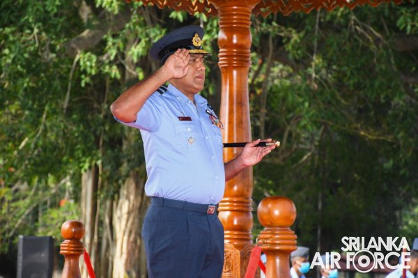 CHANGE OF COMMAND AT SLAF BASE KATUNAYAKE