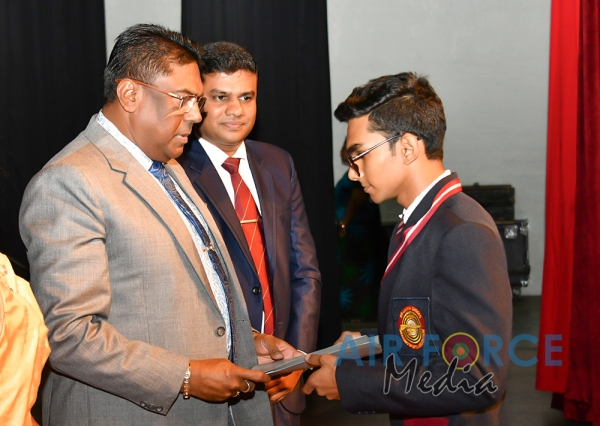 Commander Attends Nalanda College Colour Awarding Ceremony as Chief Guest