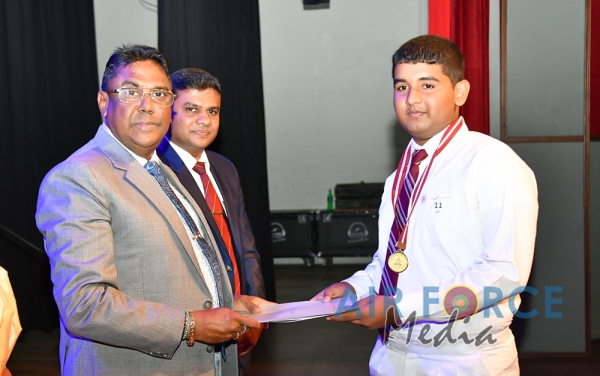 Commander Attends Nalanda College Colour Awarding Ceremony as Chief Guest