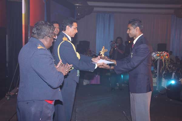 The Varatharasa trophy, awarded to the most outstanding SLAF sportsman for-2008 The Varatharasa trophy, awarded to the most outstanding SLAF sportsman for-2008
