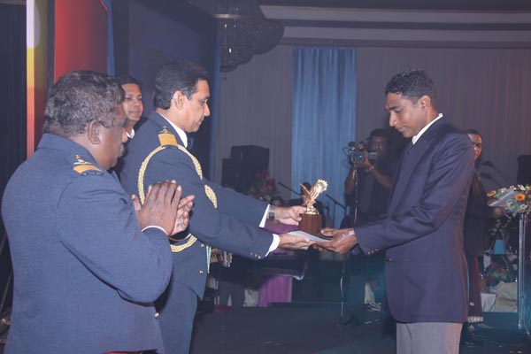 The Varatharasa trophy, awarded to the most outstanding SLAF sportsman for-2008 The Varatharasa trophy, awarded to the most outstanding SLAF sportsman for-2008