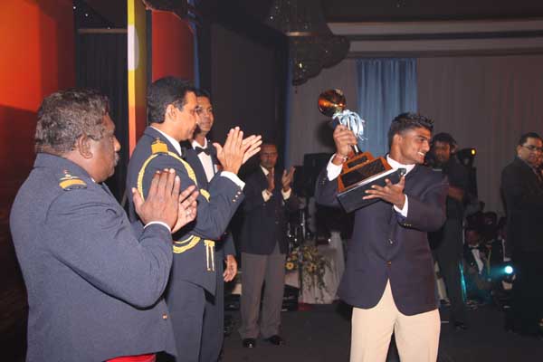 The Varatharasa trophy, awarded to the most outstanding SLAF sportsman for-2008 The Varatharasa trophy, awarded to the most outstanding SLAF sportsman for-2008