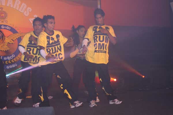 The Varatharasa trophy, awarded to the most outstanding SLAF sportsman for-2008 The Varatharasa trophy, awarded to the most outstanding SLAF sportsman for-2008