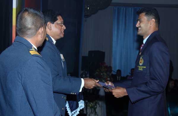 The Varatharasa trophy, awarded to the most outstanding SLAF sportsman for-2008 The Varatharasa trophy, awarded to the most outstanding SLAF sportsman for-2008
