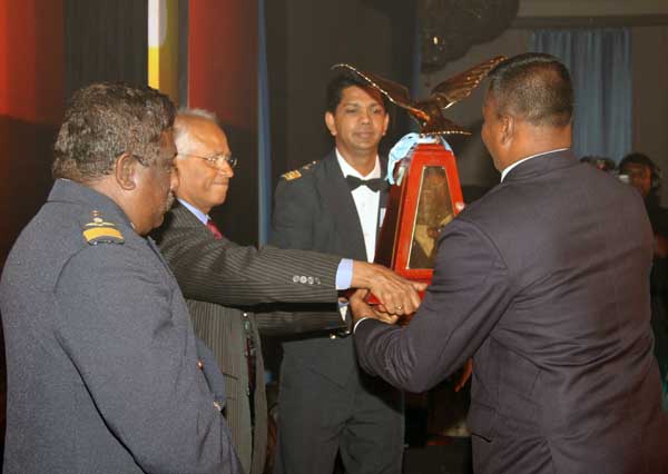 The Varatharasa trophy, awarded to the most outstanding SLAF sportsman for-2008 The Varatharasa trophy, awarded to the most outstanding SLAF sportsman for-2008