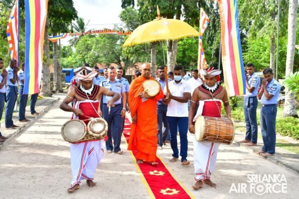 NO 43
COLOUR WING SLAF BASE KATUNAYAKE CELEBRATES 22ND ANNIVERSARY