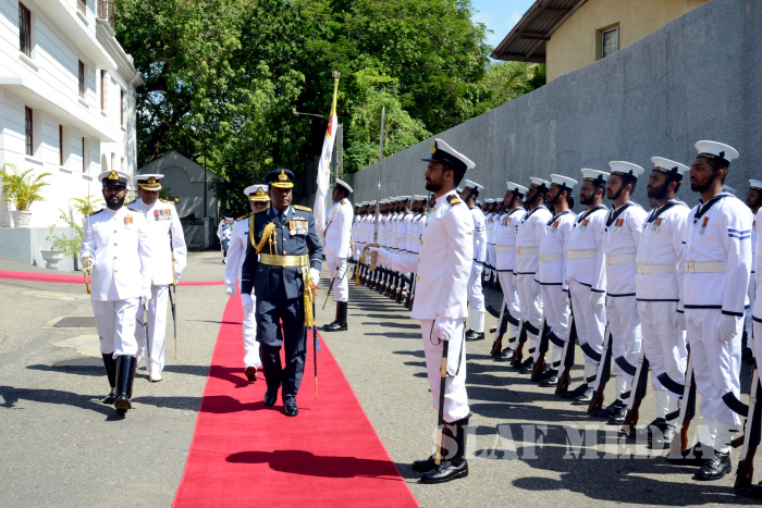 SLAF Commander Calls on the Commander of the Navy
