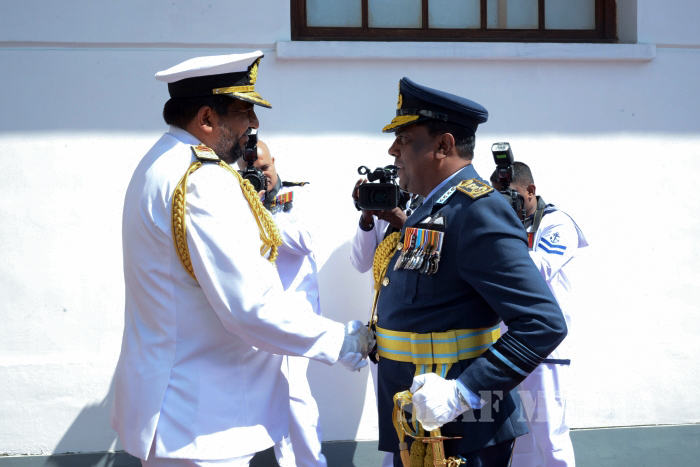 SLAF Commander Calls on the Commander of the Navy