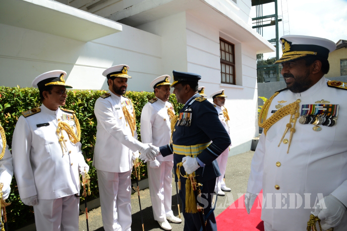 SLAF Commander Calls on the Commander of the Navy