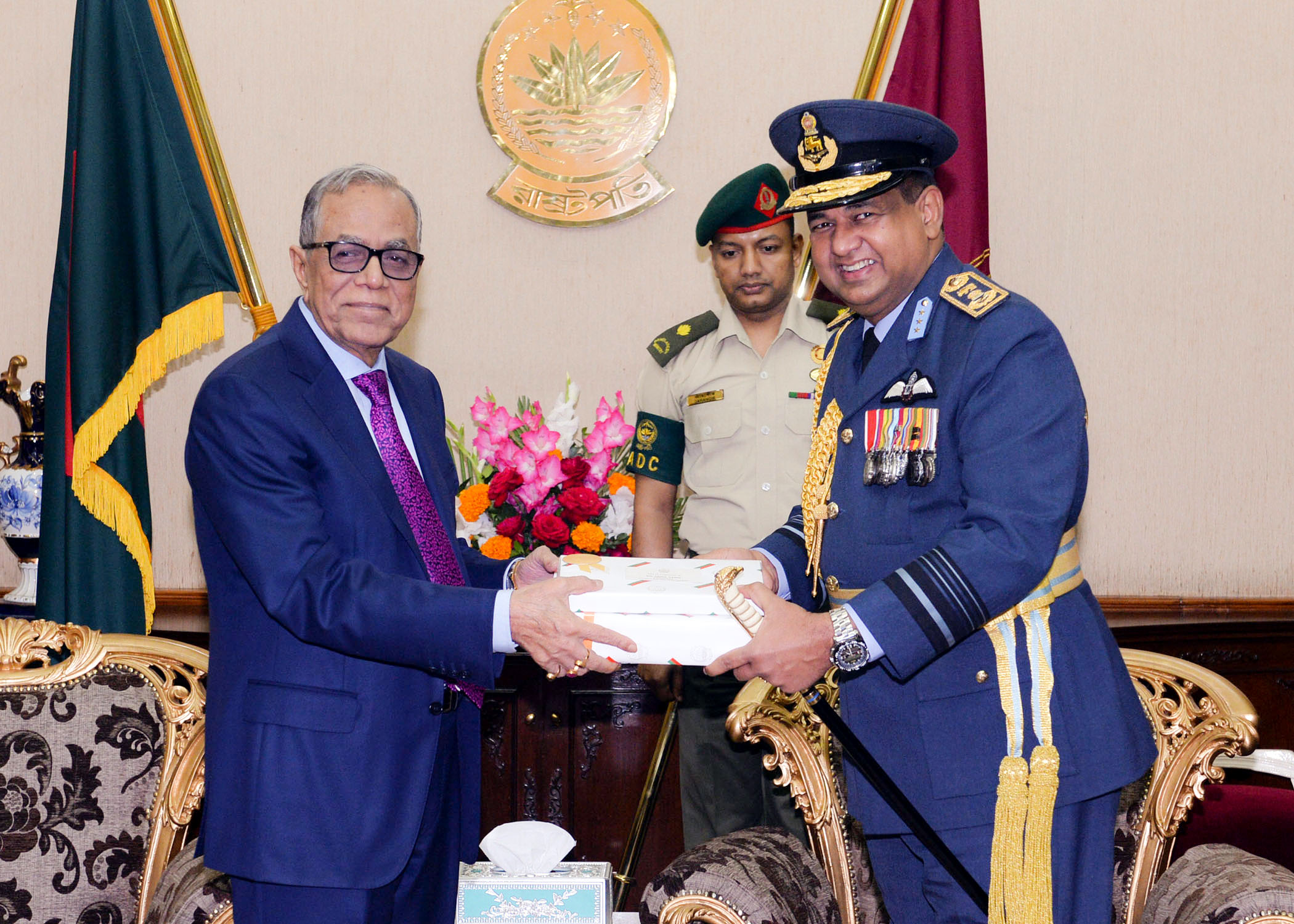 Commander of the Air Force Calls on the President of Bangladesh