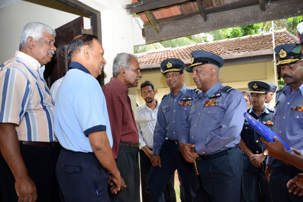 Commander Visits Slesa Elders Home Katana